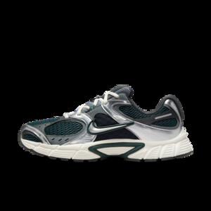 Nike V5 RNR 'Seaweed & Metallic Silver' | HQ7901-300